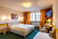 Hotel Goldflair am Rathaus | klassisch Zimmer, orange | Korbach, Waldeck-Frankenberg